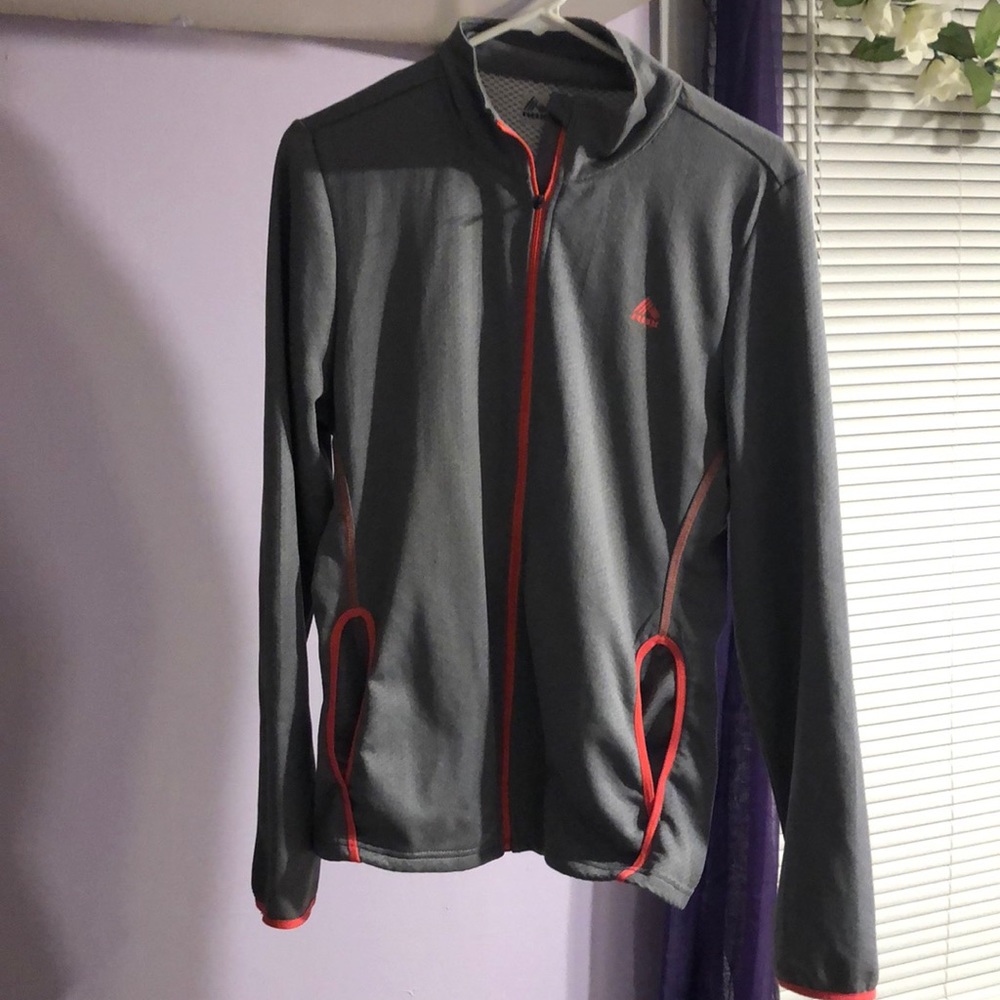 Workout sweater